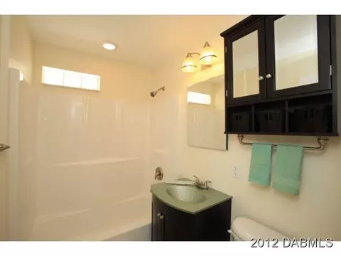 2 Palm Dr, Ormond Beach, FL 32176 photo 3