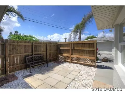 2 Palm Dr, Ormond Beach, FL 32176 photo 4