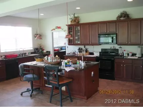 2 Dormer Dr, Ormond Beach, FL 32174 photo 3