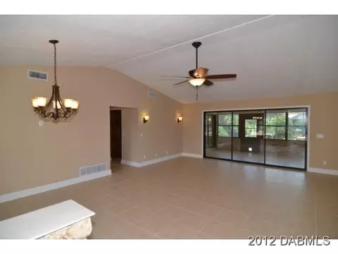 26 Cherrytree Ct, Palm Coast, FL 32137 photo 9