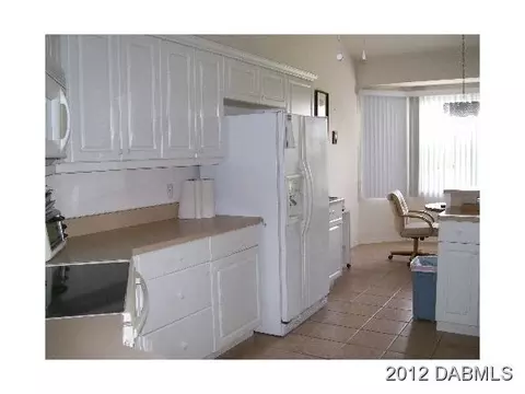 8 Blockhouse Ct, Ormond Beach, FL 32174 photo 6