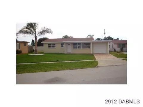 32 Seabreeze Dr, Ormond Beach, FL 32176 photo 1