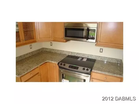 32 Seabreeze Dr, Ormond Beach, FL 32176 photo 2