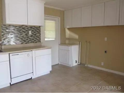 105 Orange Ave, Edgewater, FL 32132 photo 4