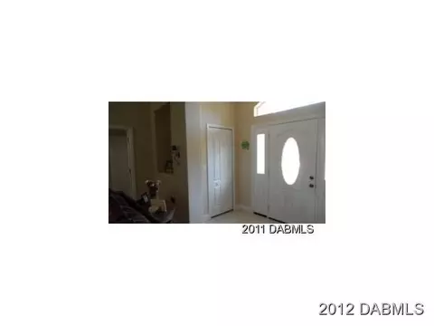 28 Lakecliff Dr, Ormond Beach, FL 32174 photo 2