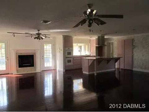 4700 Maple Ln, Edgewater, FL 32141 photo 2