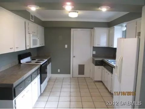 718 S Center St, Ormond Beach, FL 32174 photo 2