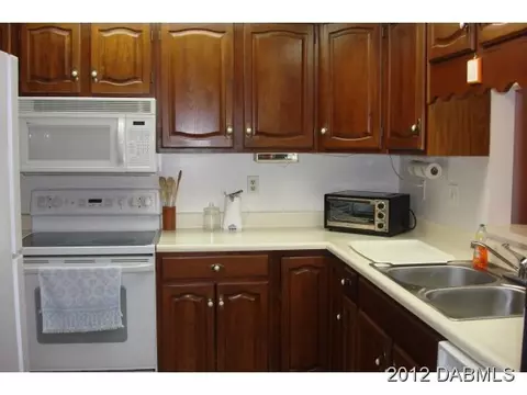 183 Deer Lake Cir, Ormond Beach, FL 32174 photo 6