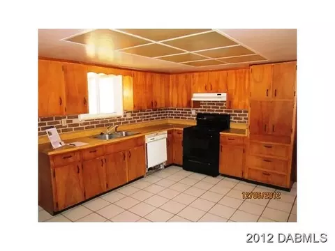 301 Seminole Dr, Ormond Beach, FL 32174 photo 6