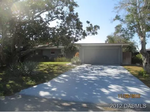 462 Magnolia St, Ormond Beach, FL 32176 photo 1