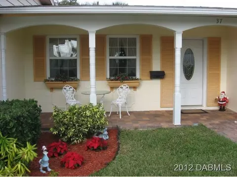 37 Silk Oaks Dr, Ormond Beach, FL 32176 photo 4