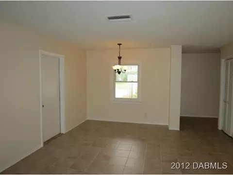14 Juniper Dr, Ormond Beach, FL 32176 photo 5
