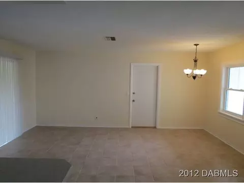 14 Juniper Dr, Ormond Beach, FL 32176 photo 4