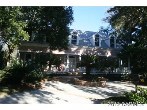 135 Riverside Dr, Ormond Beach, FL 32176 photo 1