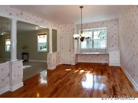 135 Riverside Dr, Ormond Beach, FL 32176 photo 7