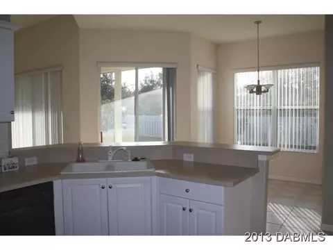 12 Acanthus Cir, Ormond Beach, FL 32174 photo 4