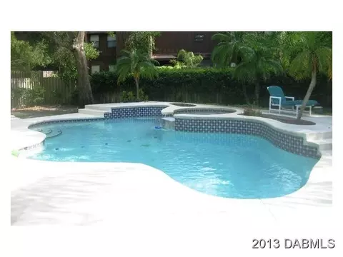 611 Main Trl, Ormond Beach, FL 32174 photo 2