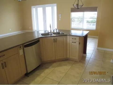 68 Caladium Dr, Ormond Beach, FL 32174 photo 5