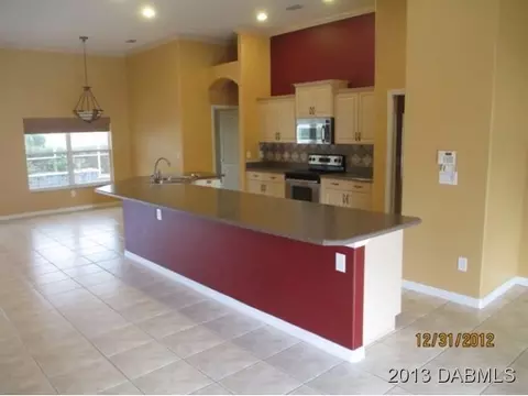 68 Caladium Dr, Ormond Beach, FL 32174 photo 2