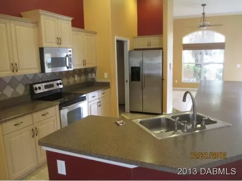 68 Caladium Dr, Ormond Beach, FL 32174 photo 4