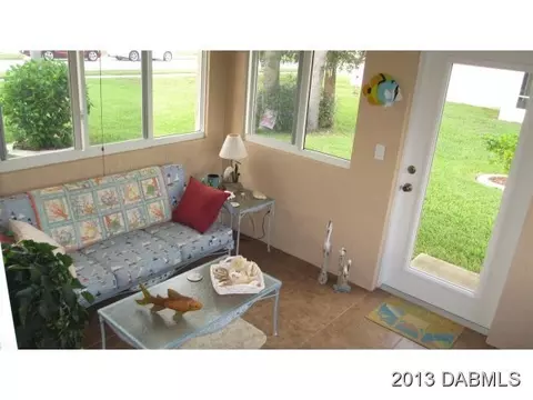 229 Two Oaks Dr, Edgewater, FL 32141 photo 3