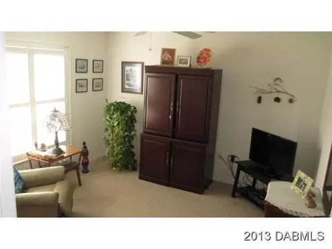 229 Two Oaks Dr, Edgewater, FL 32141 photo 8