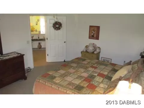 229 Two Oaks Dr, Edgewater, FL 32141 photo 5