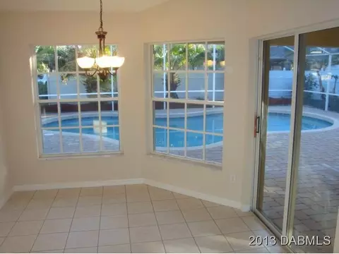 8 Seabridge Dr, Ormond Beach, FL 32176 photo 4