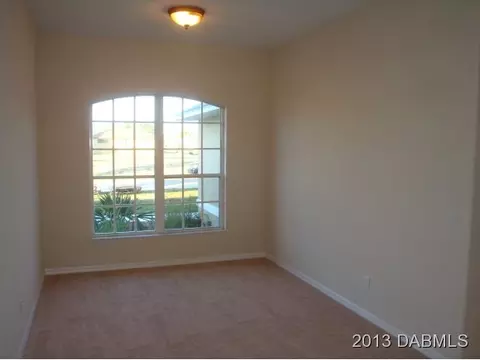 8 Seabridge Dr, Ormond Beach, FL 32176 photo 5