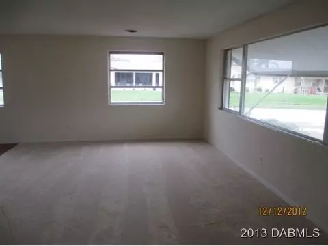 1 Pine Tree Cir, Ormond Beach, FL 32176 photo 4