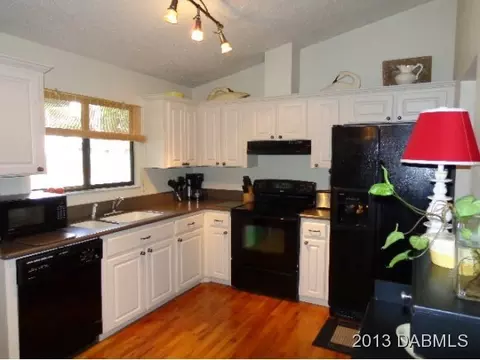 35 Bluebird Ln, Ormond Beach, FL 32174 photo 9