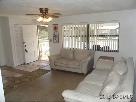 51 Plaza Dr, Ormond Beach, FL 32176 photo 7