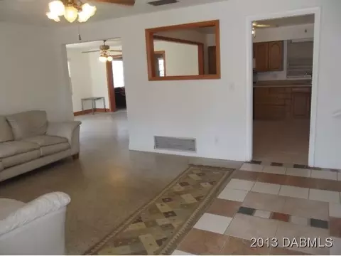 51 Plaza Dr, Ormond Beach, FL 32176 photo 5