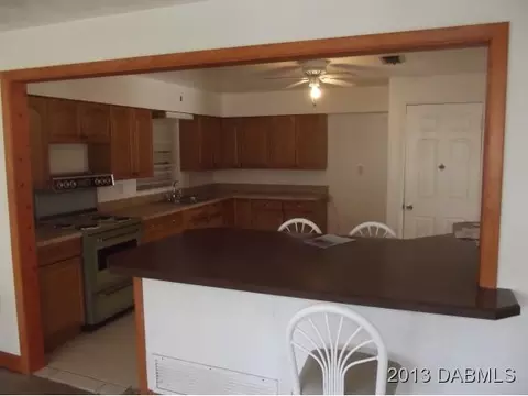 51 Plaza Dr, Ormond Beach, FL 32176 photo 9