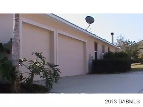 68 Lakebluff Dr, Ormond Beach, FL 32174 photo 3