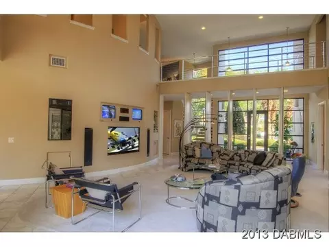 1813 Wright Dr, Port Orange, FL 32128 photo 2