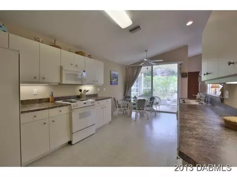 1121 Hartbourne Ln, Ormond Beach, FL 32174 photo 7