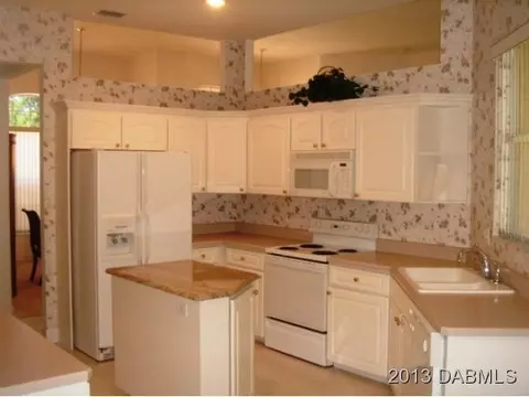 6 Lakebluff Dr, Ormond Beach, FL 32174 photo 2