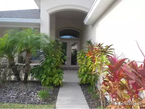 1252 Crown Pointe Ln, Ormond Beach, FL 32174 photo 2