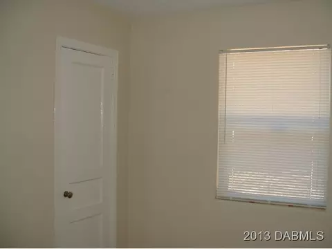 17 Rockefeller Dr, Ormond Beach, FL 32176 photo 9