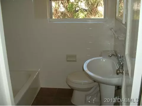 17 Rockefeller Dr, Ormond Beach, FL 32176 photo 10