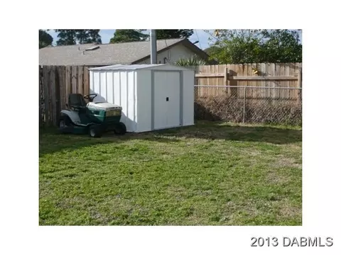 2908 Pine Tree Dr, Edgewater, FL 32141 photo 5