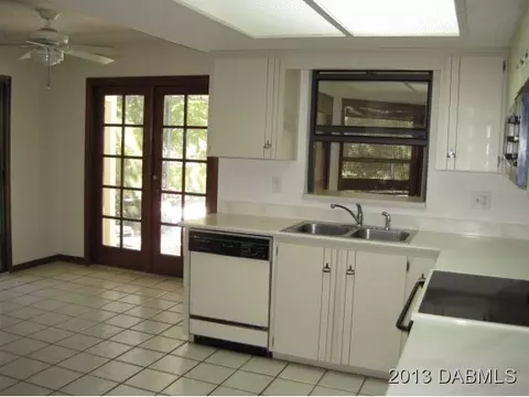 1308 Parkside Dr, Ormond Beach, FL 32174 photo 6