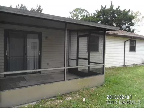 3048 Pine Tree Dr, Edgewater, FL 32141 photo 4