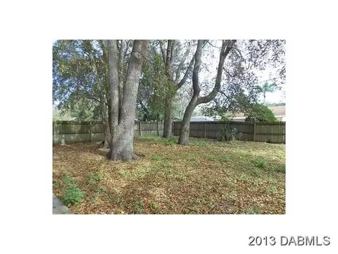 3227 Pine Tree Dr, Edgewater, FL 32141 photo 11