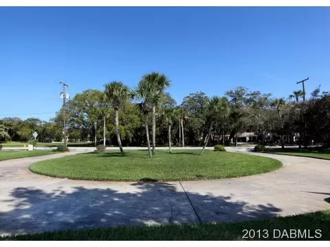 658 John Anderson Dr, Ormond Beach, FL 32176 photo 2