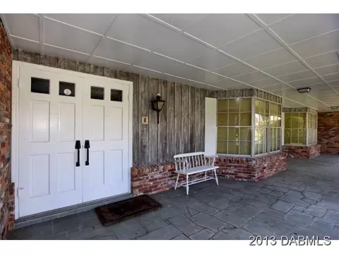 658 John Anderson Dr, Ormond Beach, FL 32176 photo 4