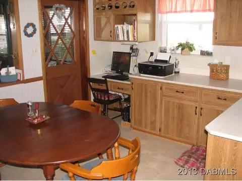 410 Riverside Dr, Ormond Beach, FL 32176 photo 10