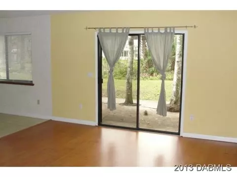 37 Oak Brook Dr, Ormond Beach, FL 32174 photo 4