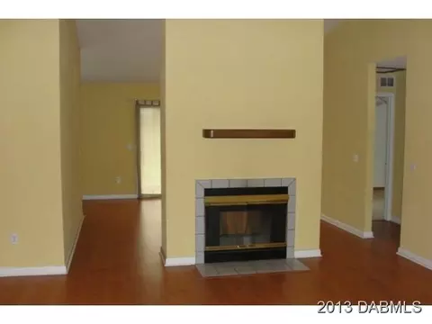 37 Oak Brook Dr, Ormond Beach, FL 32174 photo 2